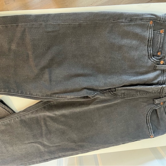 Women’s Levi wedgie jeans - Picture 5 of 6